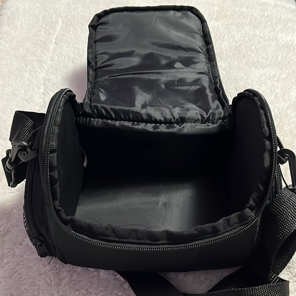 Camera Bag - Picture 7 of 11